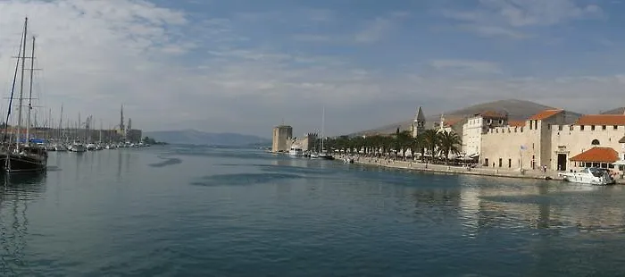 Apartment Trogir City * Trogir