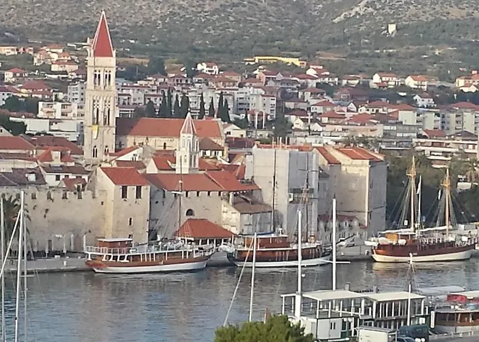 Apartment Trogir City * Trogir